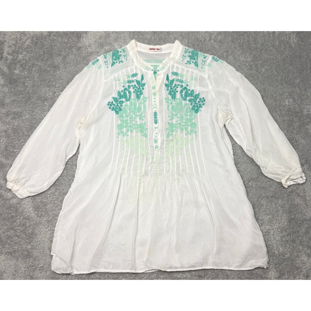 Johnny Was Tunic Womens Large White Green Embroidered Boho Pintuck Blouse Rayon